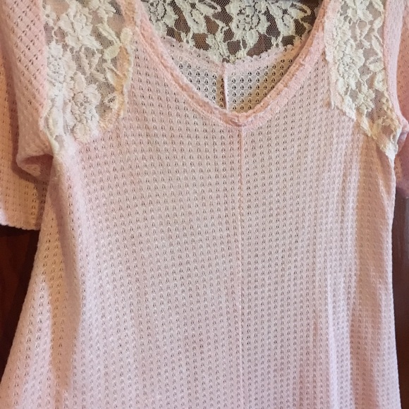 SOLD Blu Pepper sheer pink lace high low sweater - Picture 4 of 5